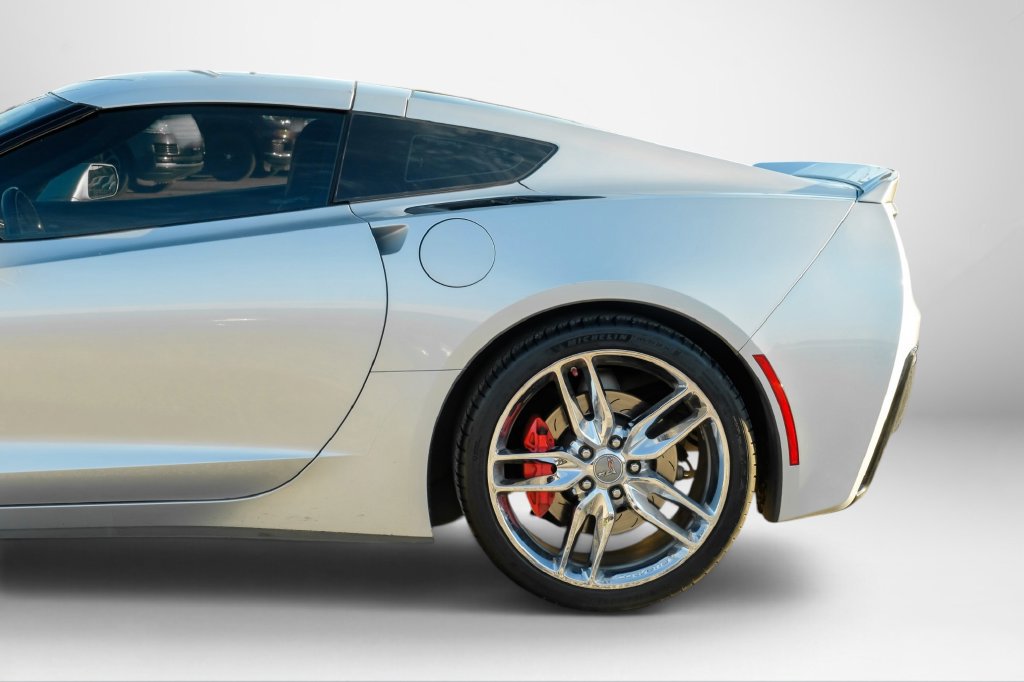 Used 2016 Chevrolet Corvette Stingray Coupe w/ 2LT Preferred Equipment Group RWD image 11
