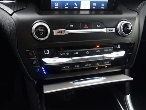 Used 2020 Ford Explorer ST w/ Premium Technology Package image 11