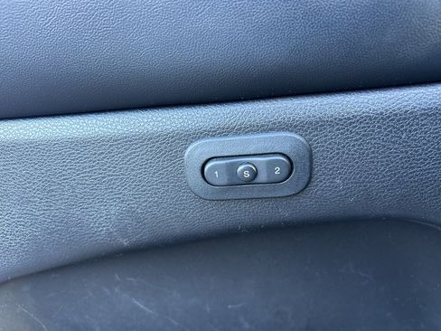 Used 2018 Jeep Grand Cherokee Limited image 23