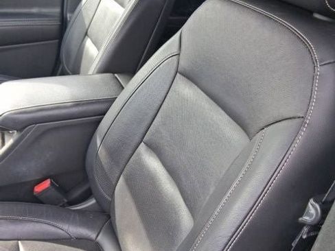Used 2019 GMC Acadia SLT AWD/4WD image 13
