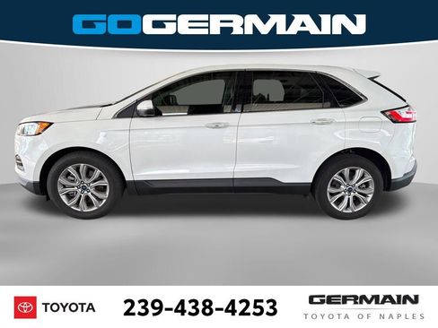 Used 2022 Ford Edge Titanium AWD/4WD image 2