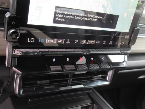 New 2026 GMC Hummer EV SUV image 23