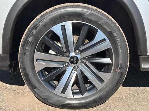 Used 2025 Mitsubishi Outlander Sport SE AWD/4WD image 28