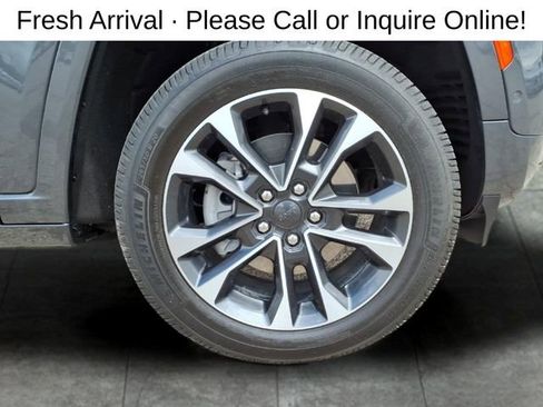 Used 2023 Jeep Grand Cherokee L Overland AWD/4WD image 9