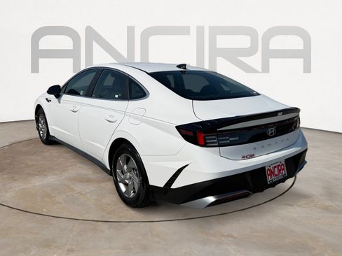 Used 2025 Hyundai Sonata SE FWD image 9