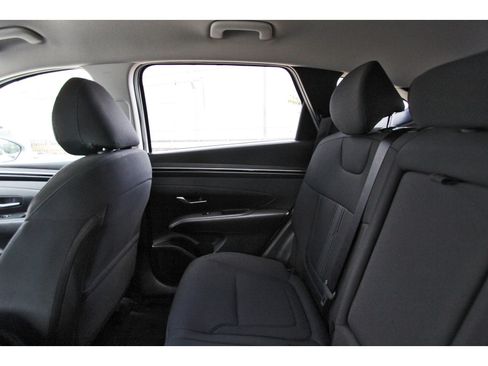 Used 2023 Hyundai Tucson SEL FWD image 12