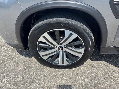 Used 2025 Mitsubishi Outlander Sport ES AWD/4WD image 33