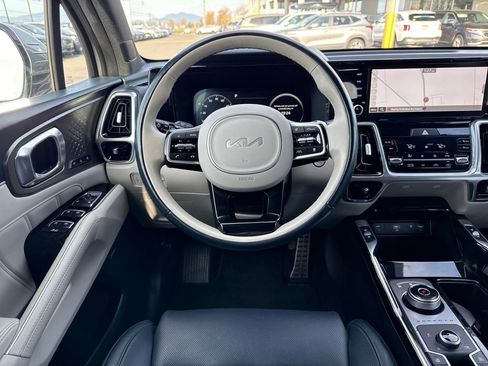 Certified 2023 Kia Sorento SX Prestige image 20