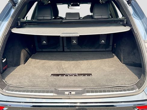 Used 2025 Toyota Crown Signia AWD/4WD image 12