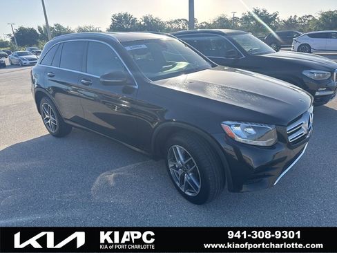 Used 2019 Mercedes-Benz GLC 300 w/ AMG Line image 1