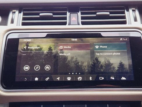 Used 2020 Land Rover Range Rover HSE image 23