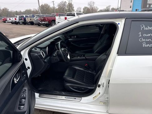 Used 2023 Nissan Maxima Platinum w/ Sport Mat Group image 11
