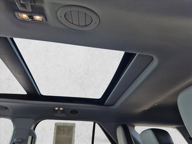 Used 2021 Ford Explorer XLT w/ Equipment Group 202A RWD image 20