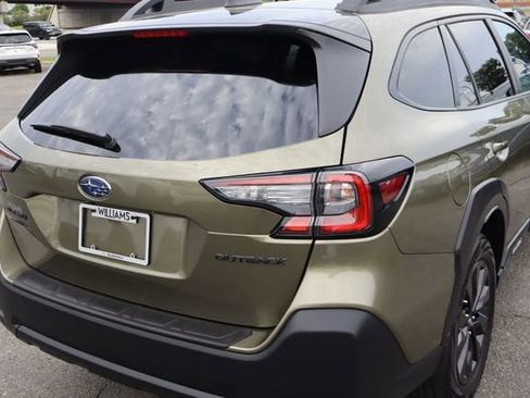 Certified 2025 Subaru Outback Onyx Edition w/ Popular Package #2 image 12