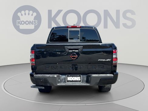 Used 2022 Nissan Frontier PRO-4X w/ Off-Road Protection Package AWD/4WD image 5