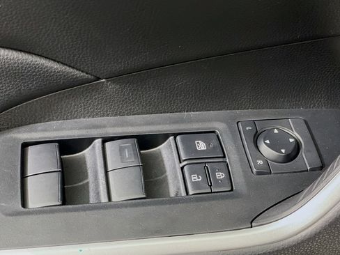 Used 2024 Toyota RAV4 LE image 15