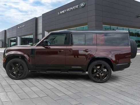 New 2026 Land Rover Defender 130 X-Dynamic SE AWD/4WD image 2