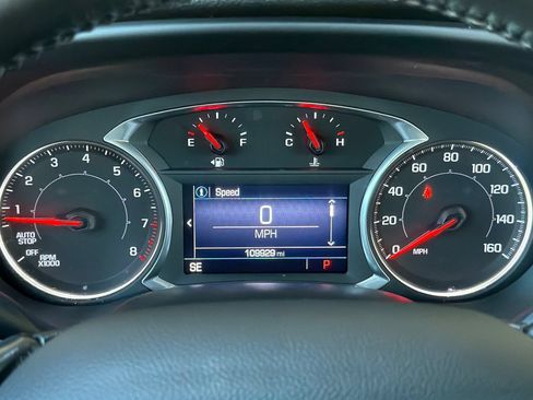 Used 2020 GMC Acadia SLT AWD/4WD image 25