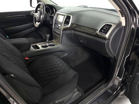 Used 2011 Jeep Grand Cherokee Laredo AWD/4WD image 31