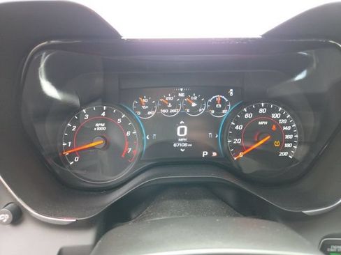 Used 2017 Chevrolet Camaro SS RWD image 10