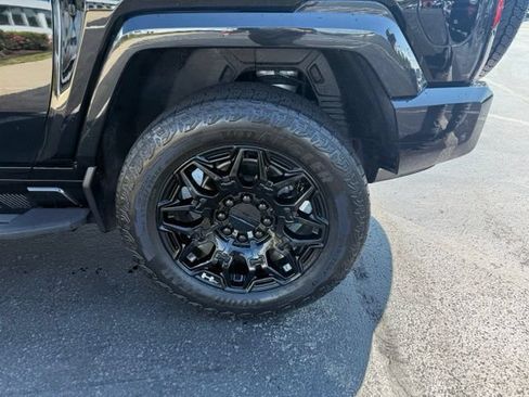 Used 2025 GMC Hummer EV 2X AWD/4WD image 5