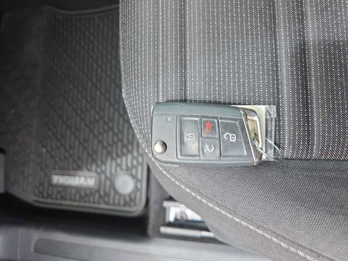 Used 2023 Volkswagen Tiguan S FWD image 28