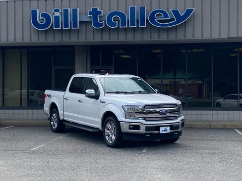 Used 2018 Ford F150 Lariat w/ Equipment Group 502A Luxury AWD/4WD image 2