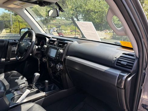 Used 2014 Toyota 4Runner Trail Premium AWD/4WD image 39