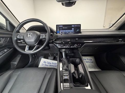 Used 2024 Honda Accord Touring image 10