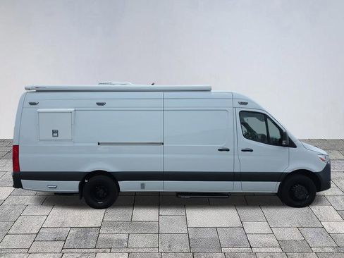 Used 2020 Mercedes-Benz Sprinter 3500 image 8