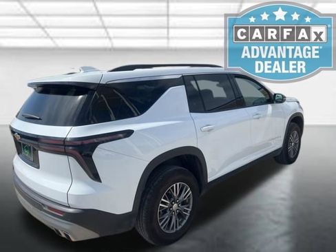 Certified 2025 Chevrolet Traverse LT image 4