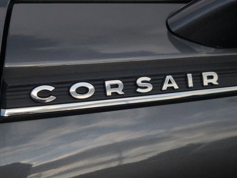 Used 2023 Lincoln Corsair FWD image 10