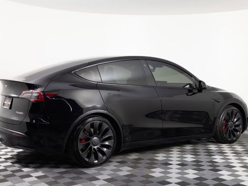 Used 2022 Tesla Model Y Performance AWD/4WD image 8