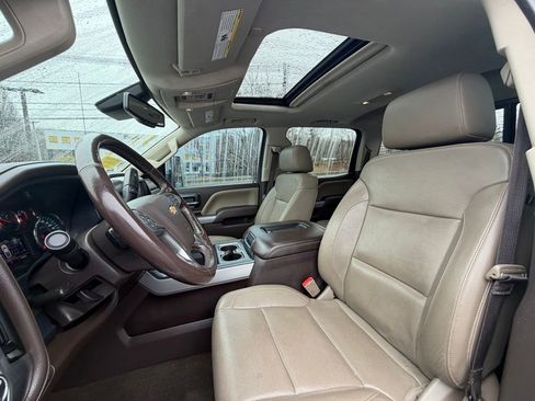 Used 2018 Chevrolet Silverado 1500 LTZ Z71 w/ LTZ Plus Package image 24