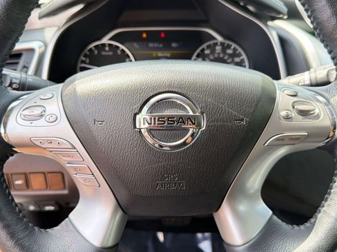Used 2018 Nissan Murano SL AWD/4WD image 14