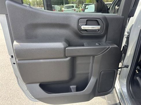 Used 2026 Chevrolet Silverado 1500 Custom image 13