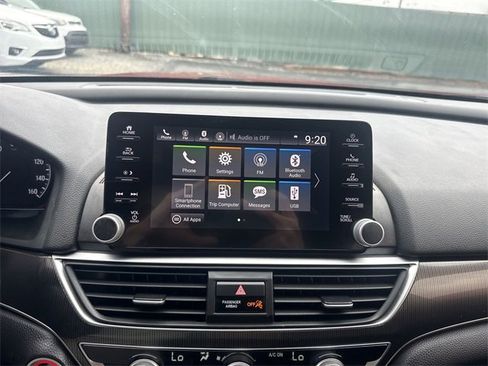 Used 2018 Honda Accord Sport image 16