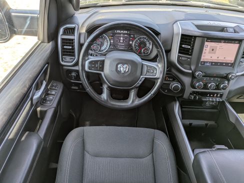 Used 2022 RAM 1500 Big Horn RWD image 15