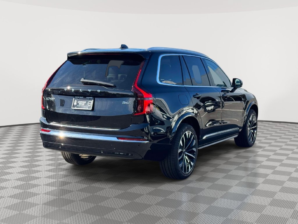 Used 2026 Volvo XC90 B6 Plus w/ Protection Package Premier AWD/4WD image 4