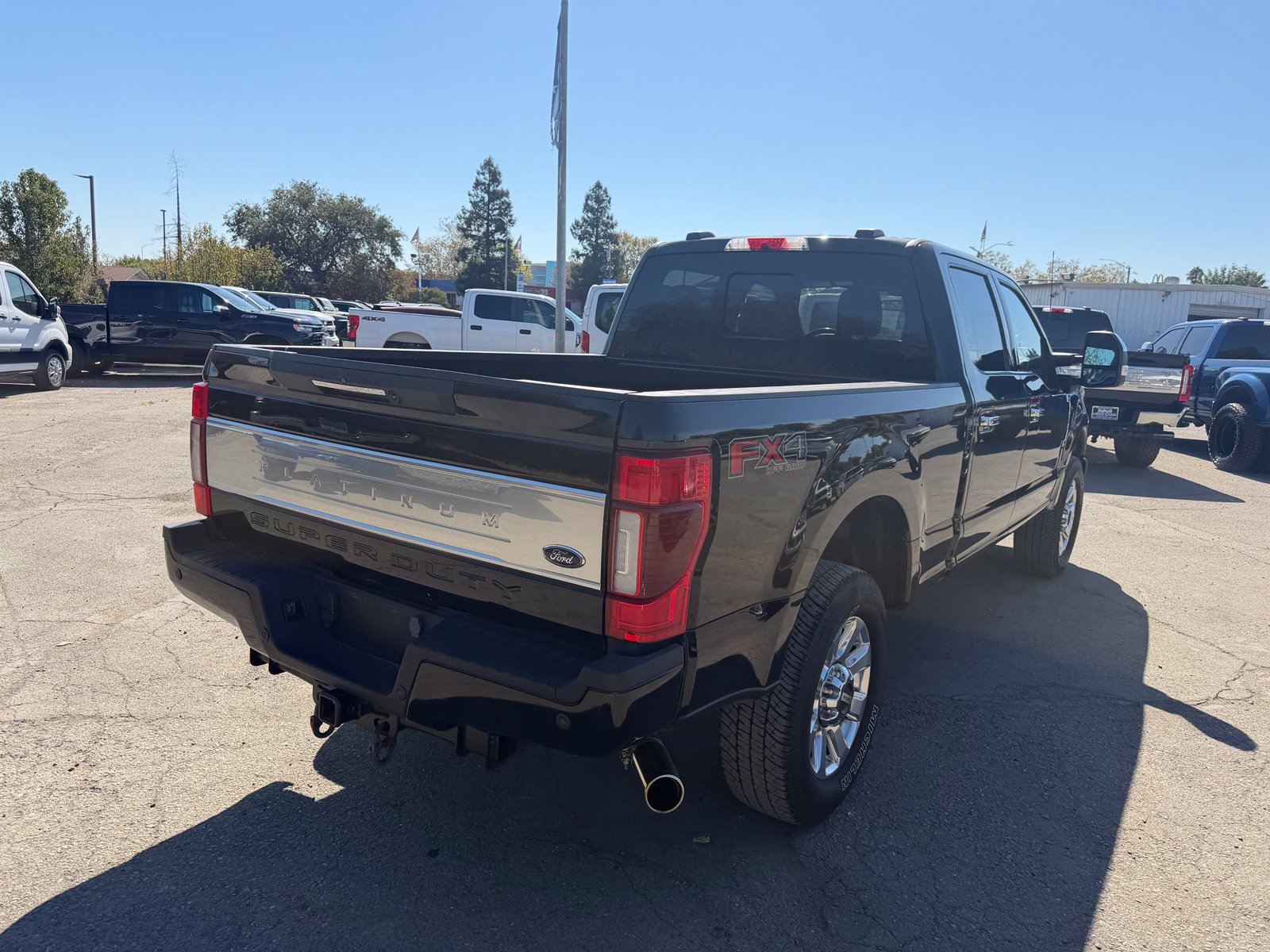 Used 2022 Ford F250 Platinum AWD/4WD image 5