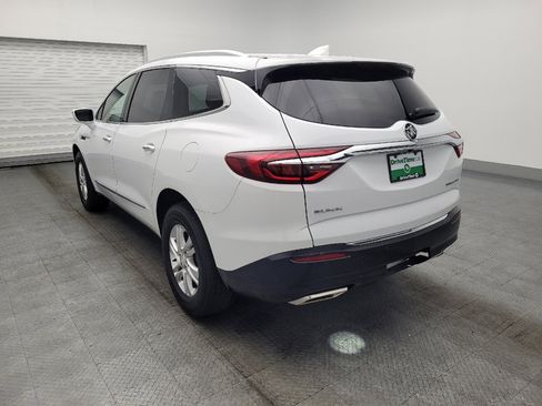 Used 2018 Buick Enclave Essence image 5