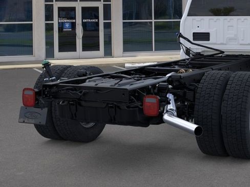 New 2026 Ford F550 4x4 Regular Cab Super Duty image 22