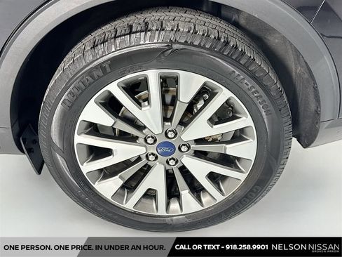 Used 2020 Ford Escape Titanium FWD image 33