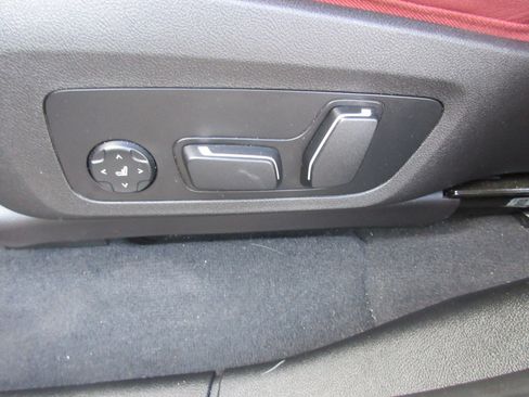 Used 2024 BMW X3 xDrive30i w/ Convenience Package image 15