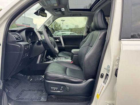 Used 2022 Toyota 4Runner Limited image 24
