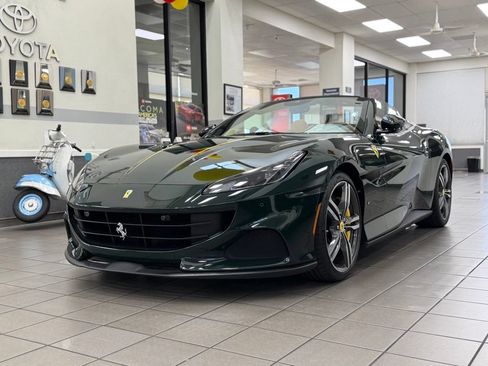 Used 2022 Ferrari Portofino M RWD image 3