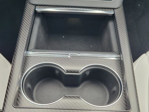 Used 2022 Tesla Model S Plaid image 20