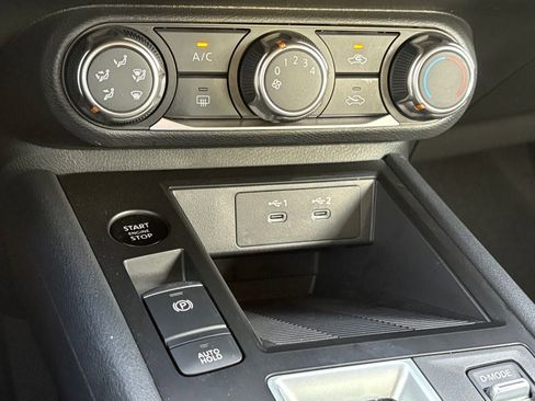 Used 2026 Nissan Kicks S image 21