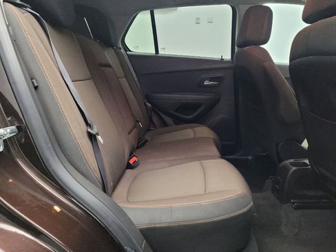 Used 2015 Chevrolet Trax LT w/ LT Sun and Sound Package FWD image 19