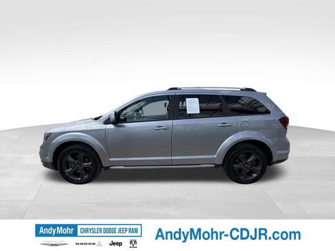 Used 2019 Dodge Journey Crossroad FWD image 4
